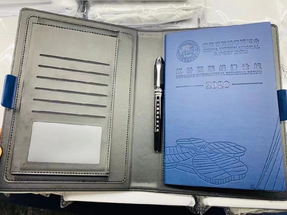 探討皮質記事本的魅力：為什么它成為時尚達人的必備品？