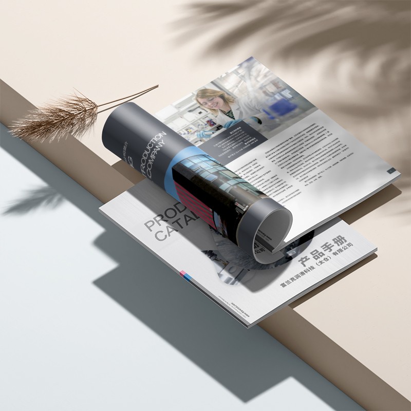 時尚畫冊設計的“走鋼絲藝術”：如何讓創意不飄，讓銷量不冷？